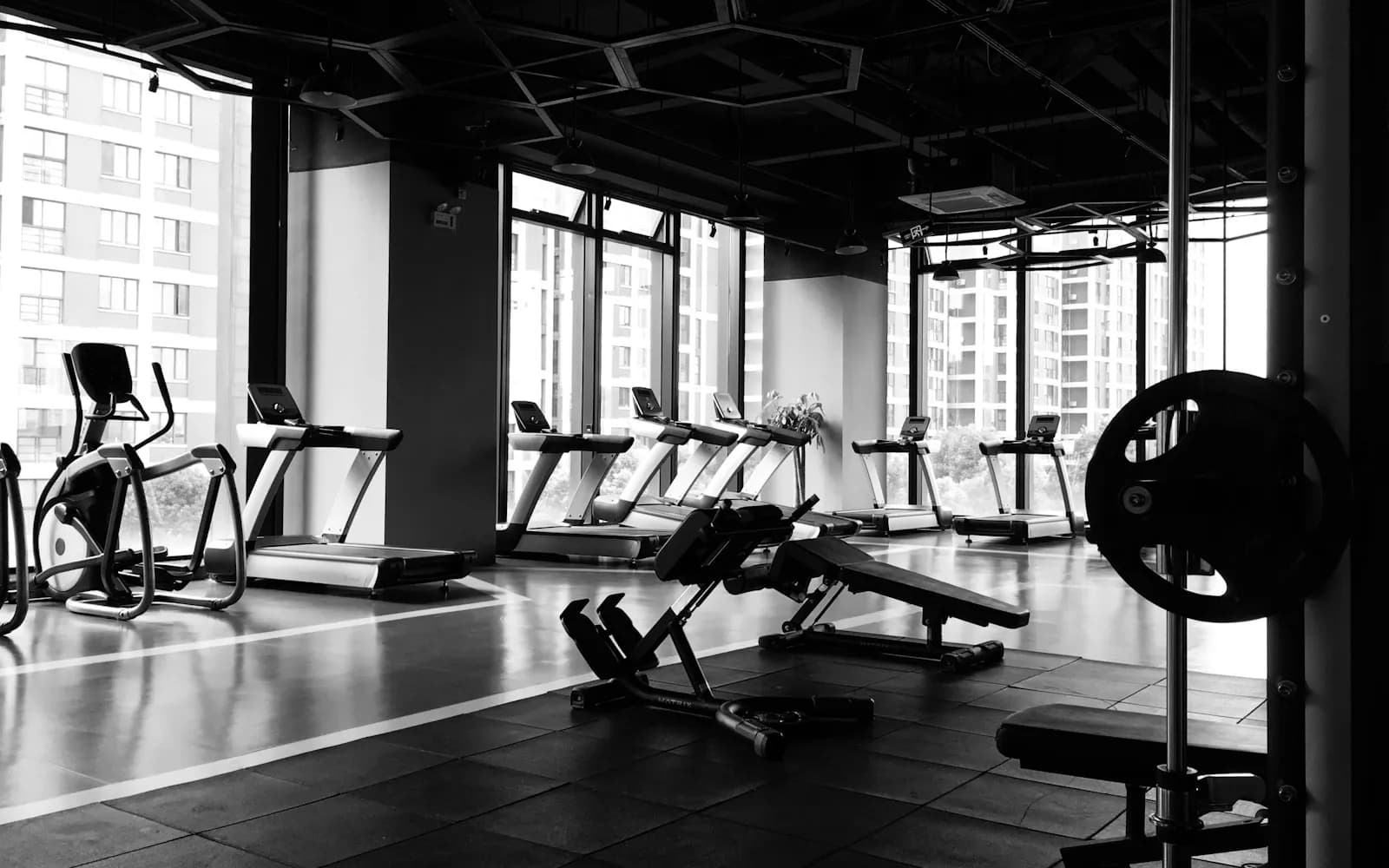 a fitness floor supplied with rental gym towels, representing gym & fitness towel service in the gta service across the GTA
