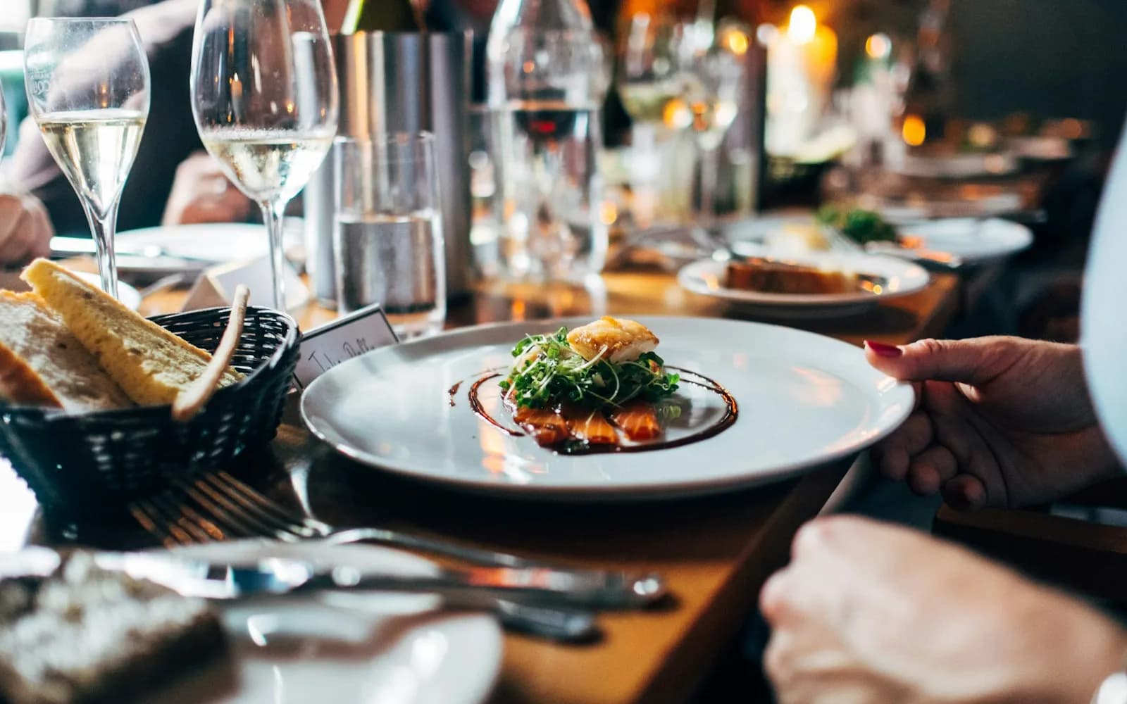 a table set with rented restaurant linen, representing restaurant linen service & rental in the gta service across the GTA